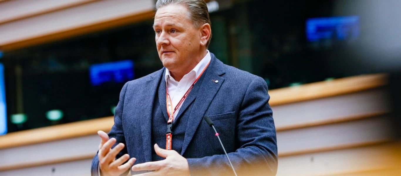 Ρ.Χάιντερ: «Καθήκον της ΕΕ να σταθεί δίπλα στην Ελλάδα - Να υπάρξει σκληρότερη στάση απέναντι στην Τουρκία»